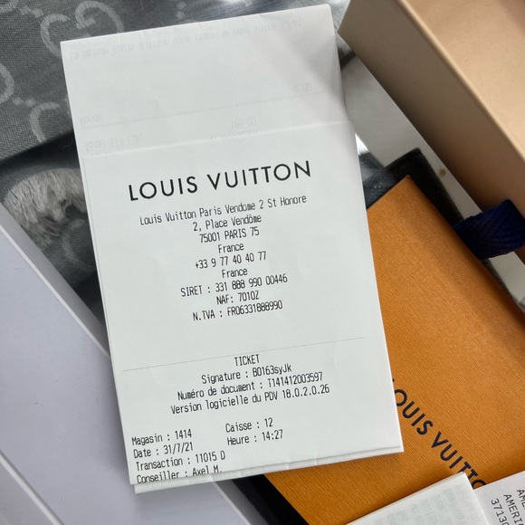 Authentic Louis Vuitton Zip Key Wallet - Picture 4 of 6